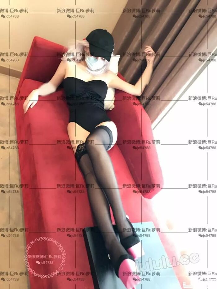 [微博網紅]巨Ru蘿莉大尺度套圖[117P] 10th image