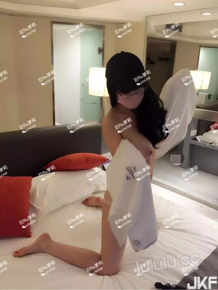 [微博網紅]巨Ru蘿莉大尺度套圖[117P] 64th image