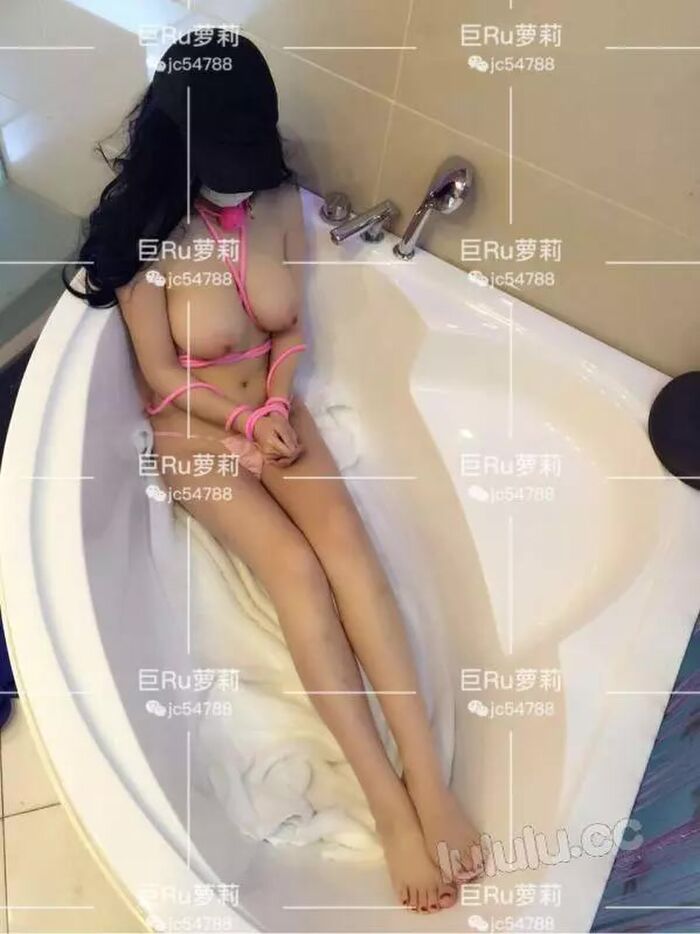 [微博網紅]巨Ru蘿莉大尺度套圖[117P] 76th image