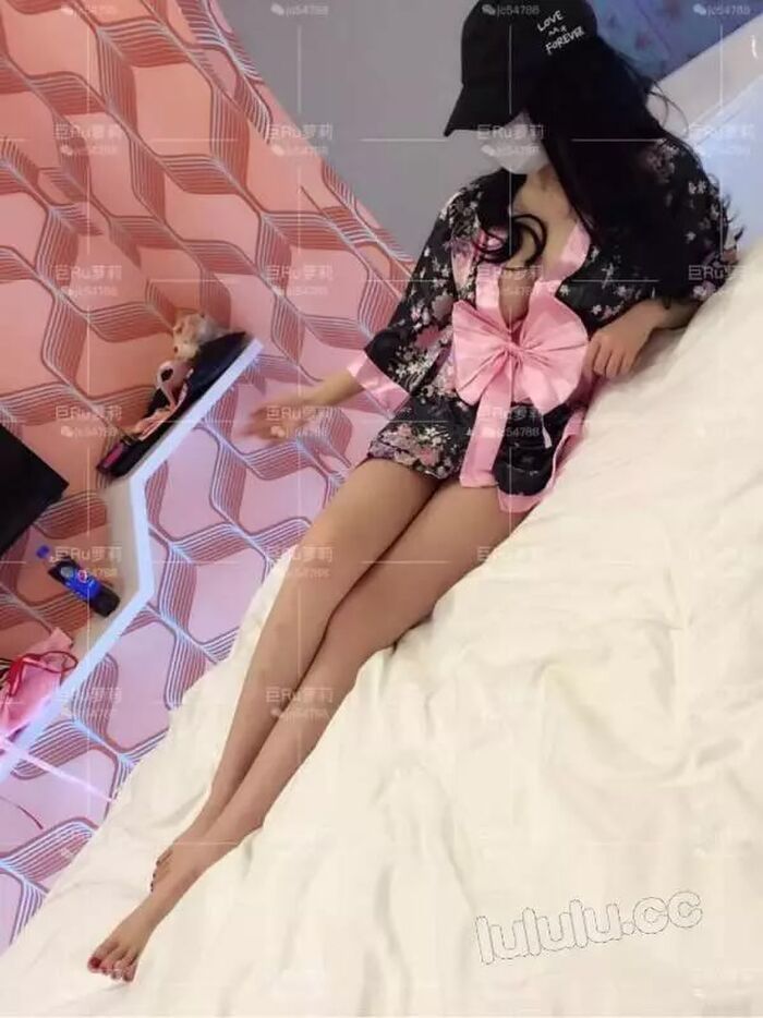 [微博網紅]巨Ru蘿莉大尺度套圖[117P] 84th image