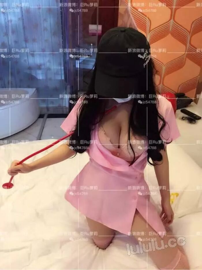 [微博網紅]巨Ru蘿莉大尺度套圖[117P] 91th image