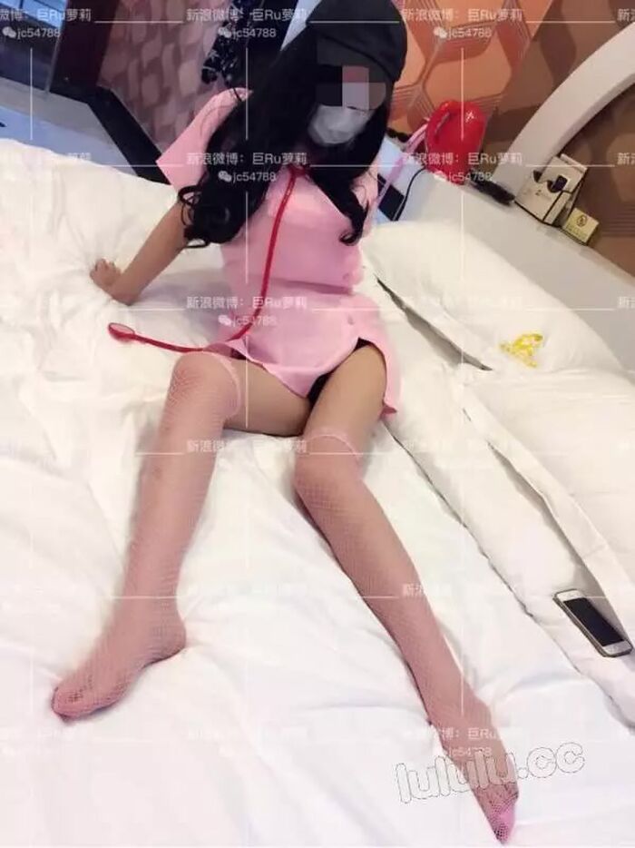 [微博網紅]巨Ru蘿莉大尺度套圖[117P] 98th image