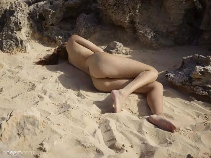 Newspaper Special! A beautiful abalone fish 擱淺 Alisa I. - Ibiza Beach - x46 - Jan 10, 2018 (47P) 35th image