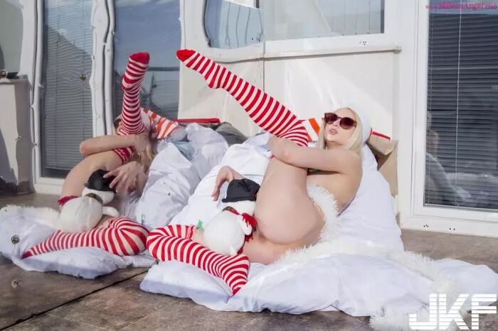 7023Nika - Santa's Little Gnome (123P) 53th image