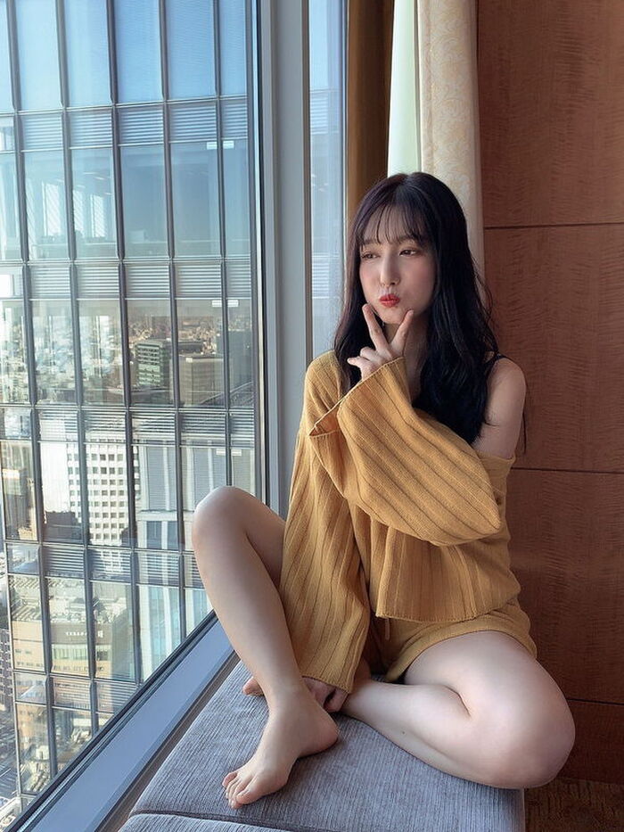 SOD actress Iori Furukawa announces her full retirement of av actress this year celebrating her 10th anniversary ... 9th image