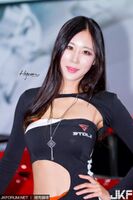 Lee Yoon Hee Korean Car Exhibition Beauty Witch Minaminato Ying-hyun' s one-pronged mature taste!