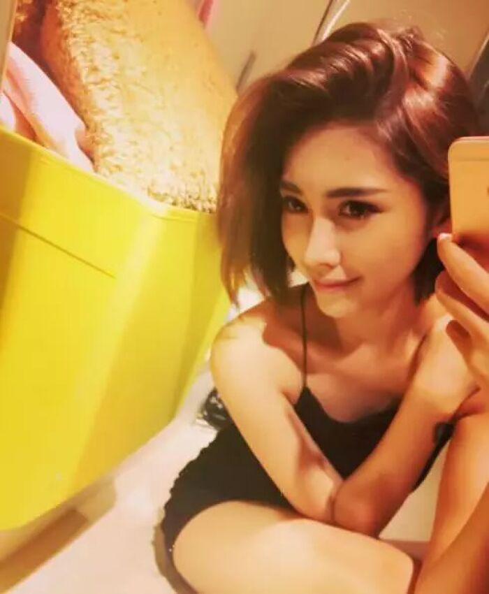 A sluge of staking... Beautiful Breasts Female Lord Ban 璇璇 Complete Milk Yield Large Broadcast: 怎麼啦啦喔喔~ 3th image