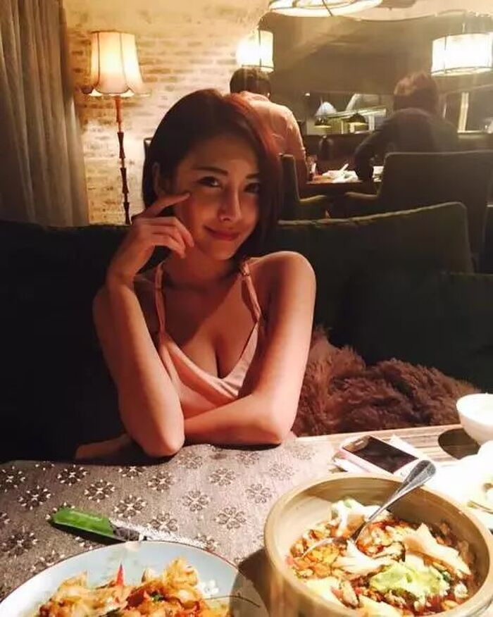 A sluge of staking... Beautiful Breasts Female Lord Ban 璇璇 Complete Milk Yield Large Broadcast: 怎麼啦啦喔喔~ 8th image