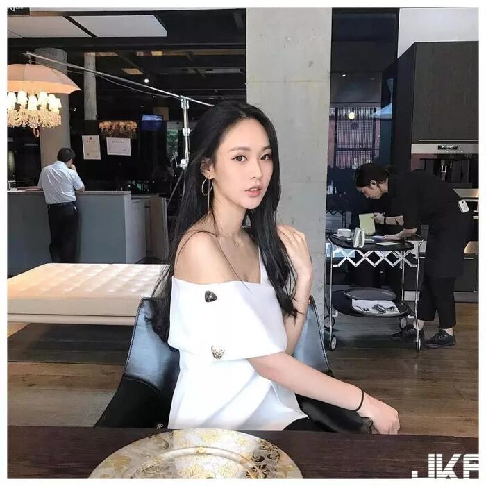 Ki quality woman Tomoki family middle punching ultra short heat is regarded as 1st 雙纖皙 long thigh catch (23P) 9th image