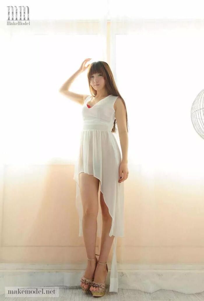 makemodel-GAHEE.시선 집중 15th image