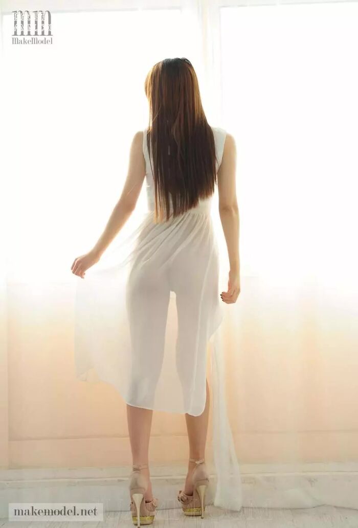 makemodel-GAHEE.시선 집중 26th image