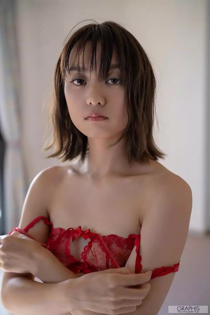 First Gravue Momami Suzu (120P) 100th image