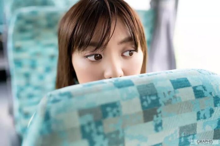 First Gravue Momami Suzu (120P) 13th image