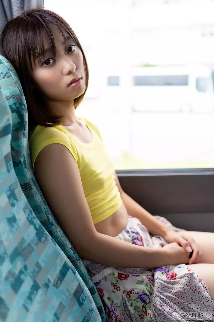 First Gravue Momami Suzu (120P) 16th image