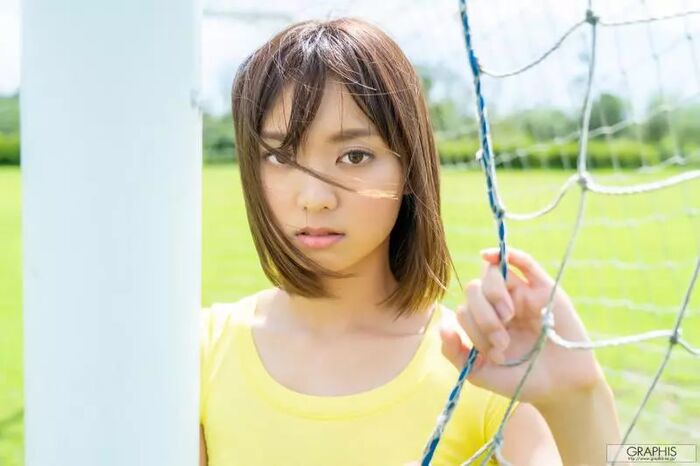 First Gravue Momami Suzu (120P) 8th image