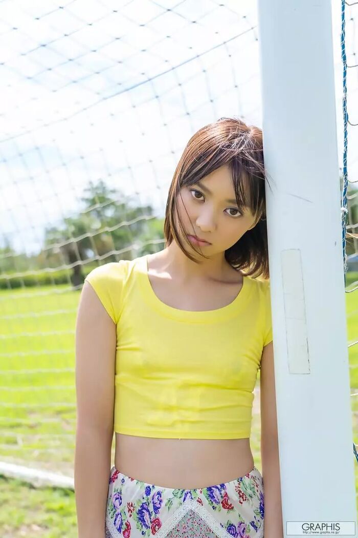 First Gravue Momami Suzu (120P) 9th image