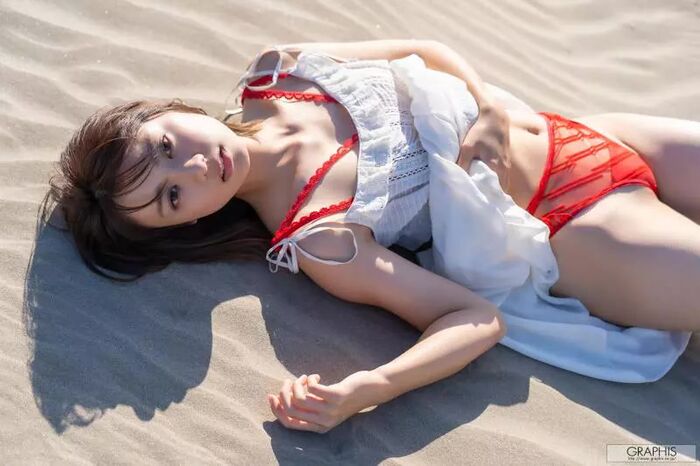 First Gravue Momami Suzu (120P) 90th image