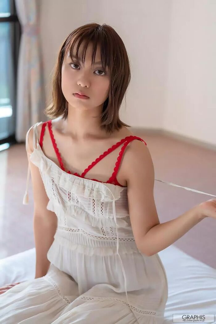 First Gravue Momami Suzu (120P) 96th image