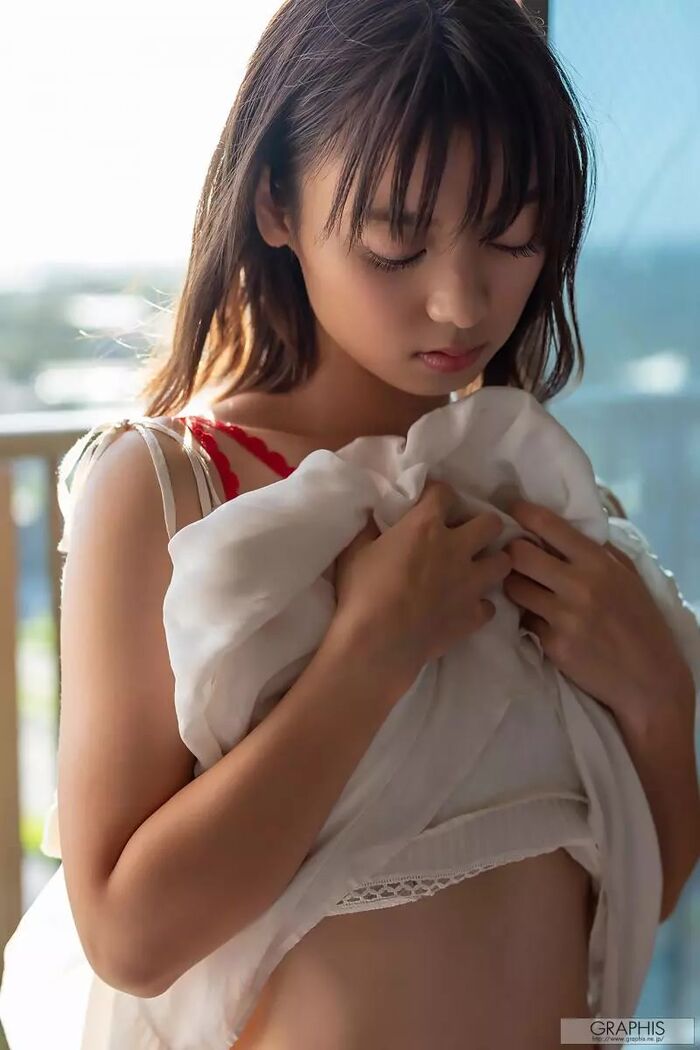 First Gravue Momami Suzu (120P) 98th image