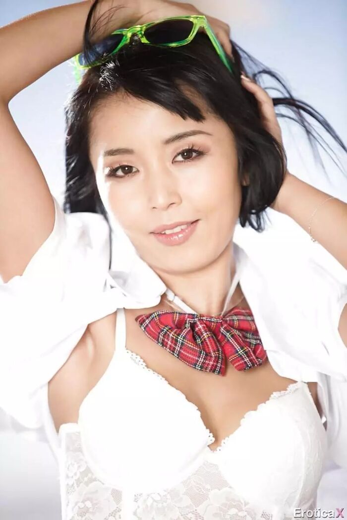 Marica Hase 2 (88P) 66th image