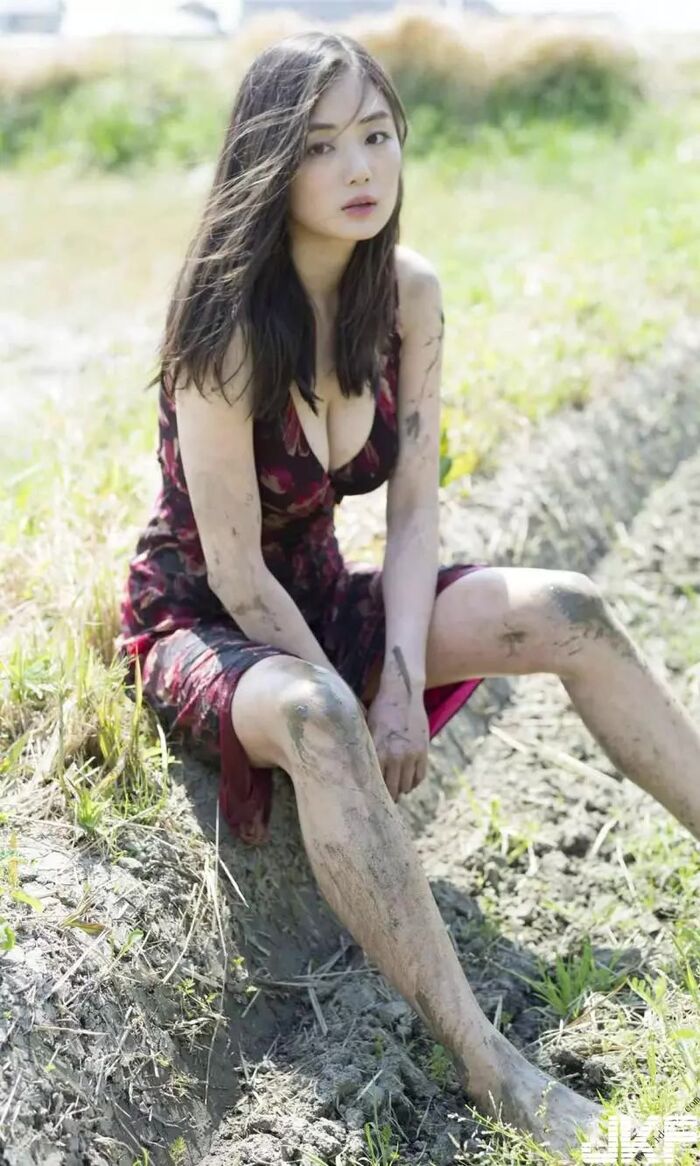 Moemi Katayama, Gravure Statue 45 (15P) 10th image