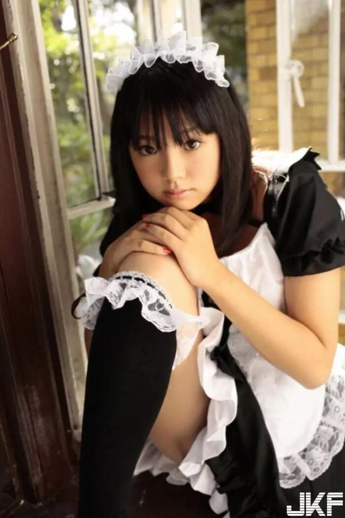 I want to ask such a cute maid with sex service (19P) 19th image