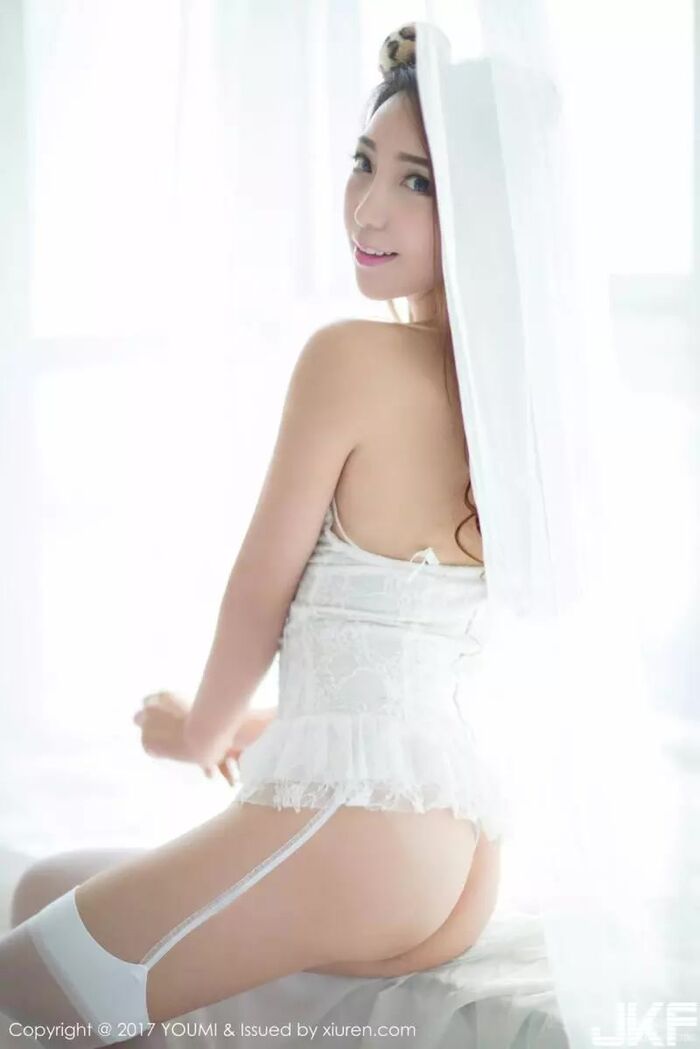YOUMI 24P - Vol.011 黃歆en 7th image