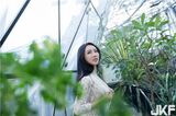 Australian Milk Goddess - Deep Groove Curve Temptation (13P)