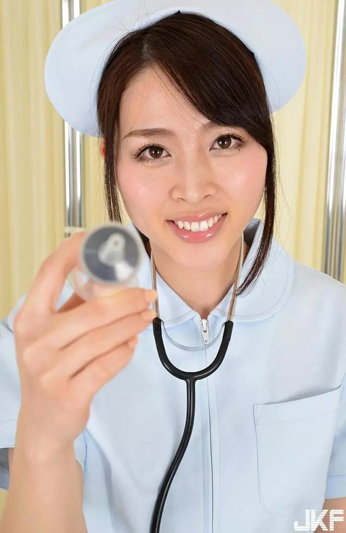 本田岬 すぐ元気になれそうなエッチなナース (60P) 15th image