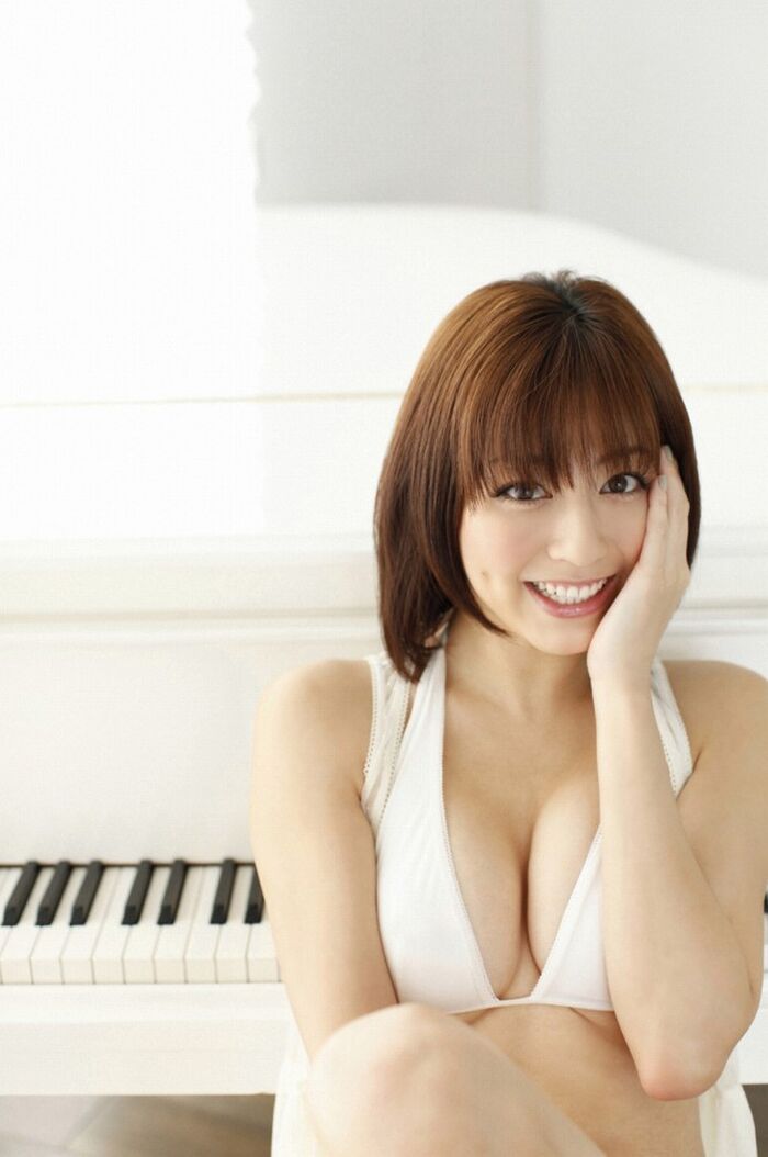 Yumi Sugimoto 187 images! Slender and beautiful legs swimsuit erotic image! 22th image