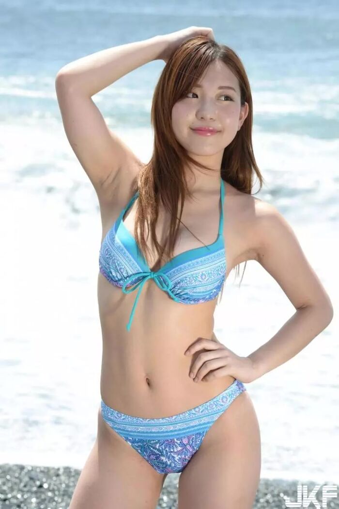 Yuriko Ishihara, Mizubure Statue 4 9th image