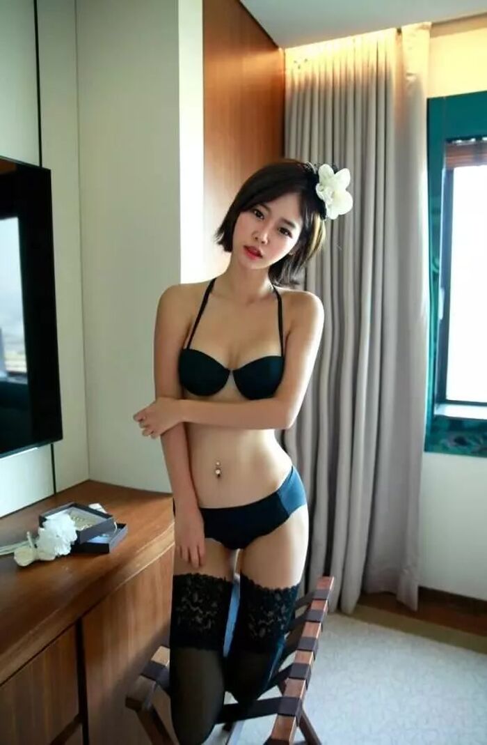 Erotic statue of a model of Korean only beautiful woman (31P) 31th image