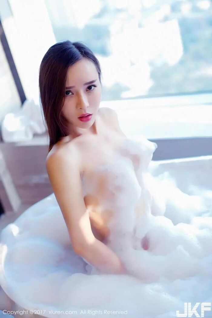 嫩艾 艾 缸缸 naked foam bathing spark seduction (56P) 38th image