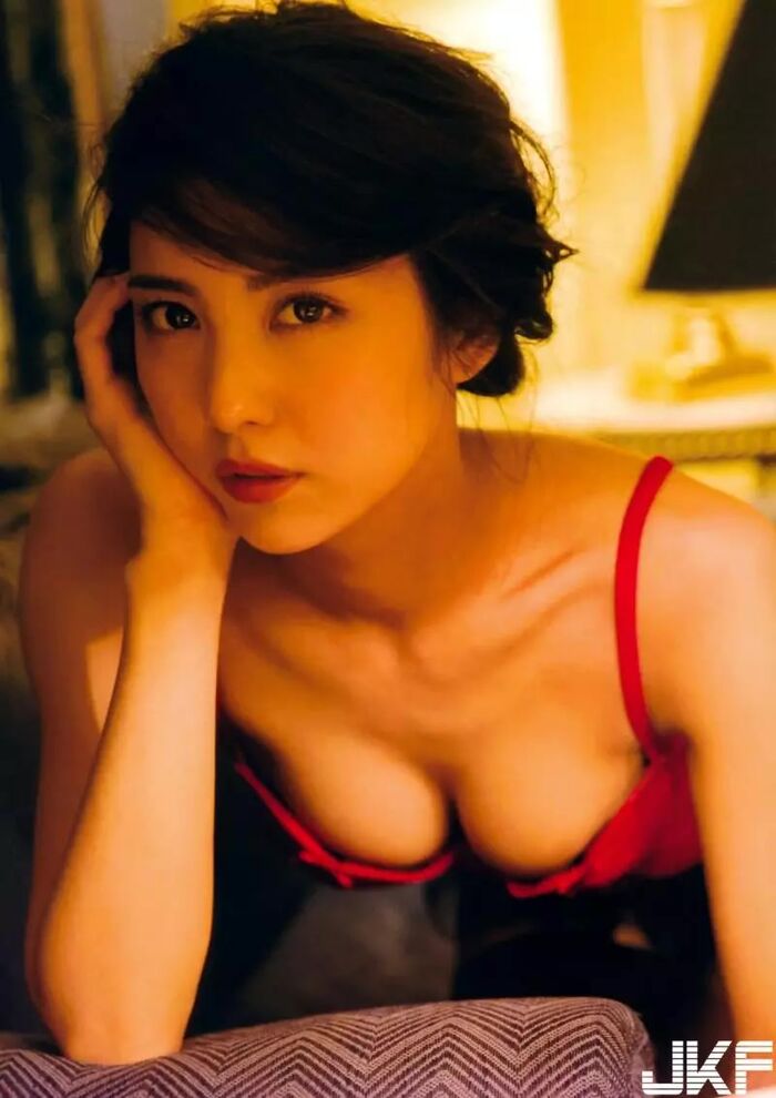 27 Statue of Gravure, written by Ryo Ishikawa 17th image