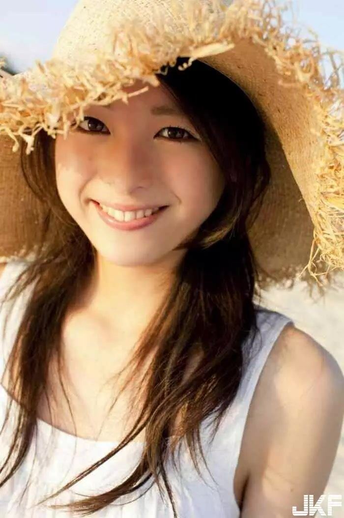 (60P) 清野菜名｜美少女時代のビキニやへそ出しの水著グラビア (60P) 2th image