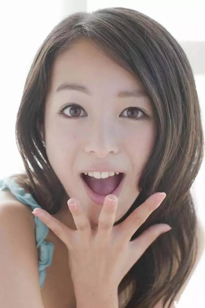 (60P) 清野菜名｜美少女時代のビキニやへそ出しの水著グラビア (60P) 37th image