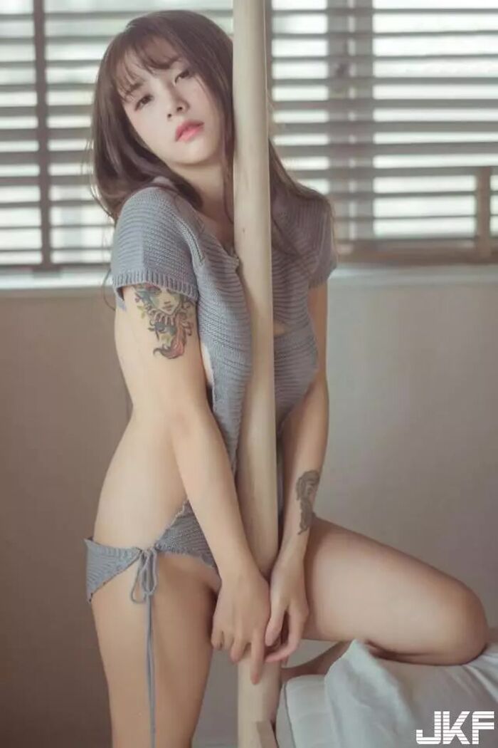 House Man and Woman Kaminatsu Mi 醬 裝酥 Chest Side Leaky Legs (46P) 8th image
