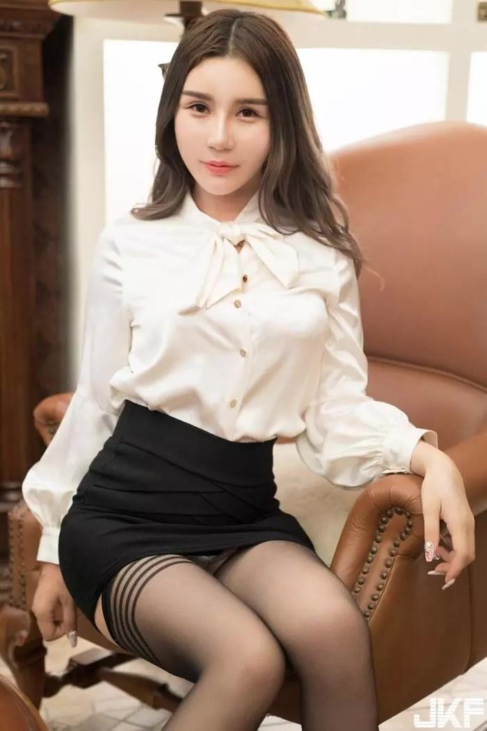 黑絲禦姐姐禦姐酥 chest beauty buttocks (39P) 21th image