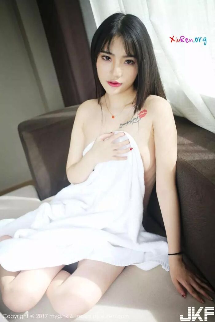 豪放雪白肉臀賽車女郎楊潔linda性感至極半裸露臀唯美私拍照 (42P) 34th image