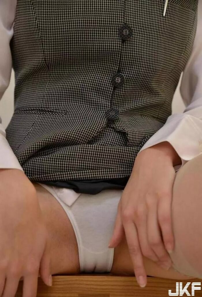 柚月あい｜制服OLパンチラの誘惑(95P) (95P) 33th image