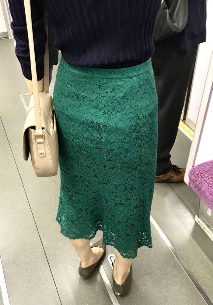 Erotic images of lace pattern skirts 10th image
