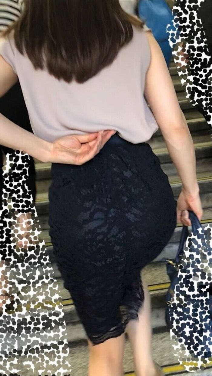 Erotic images of lace pattern skirts 4th image