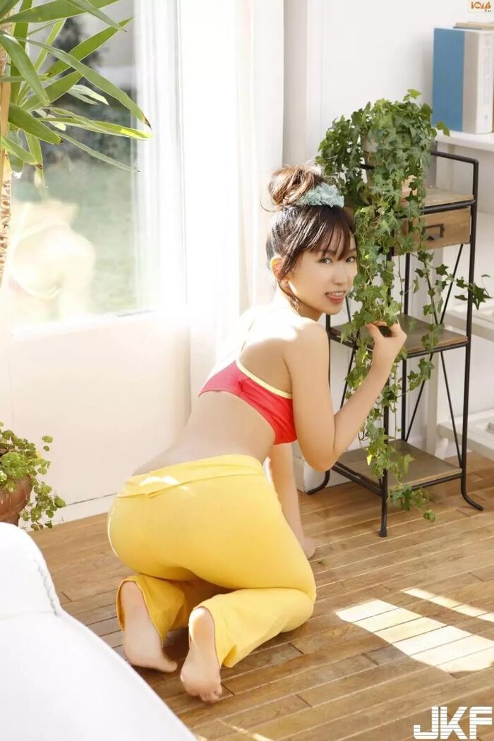 27 Statue of Gravure, written by Osa Yoshiki 5th image