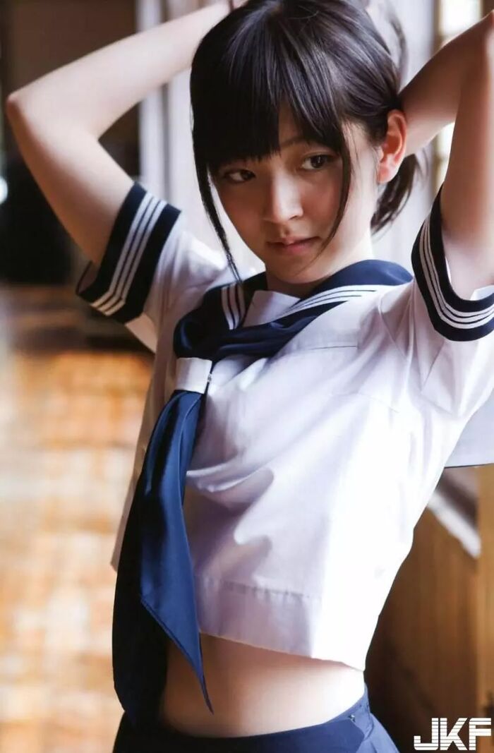 Airi Suzuki, 9, Gravure Statue 7th image