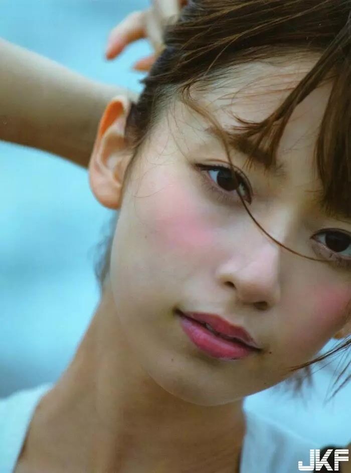 Nanami Hashimoto: A Fierce Figure of 'Gentle Thorns' (117P) (117P) 40th image