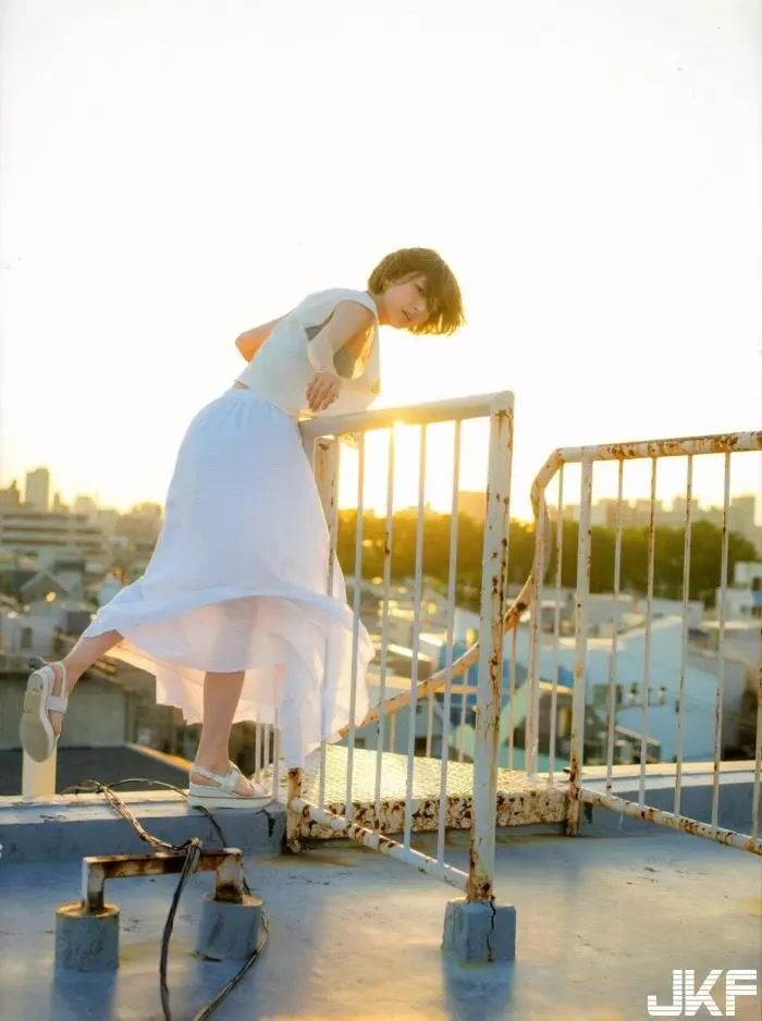 Nanami Hashimoto: A Fierce Figure of 'Gentle Thorns' (117P) (117P) 90th image