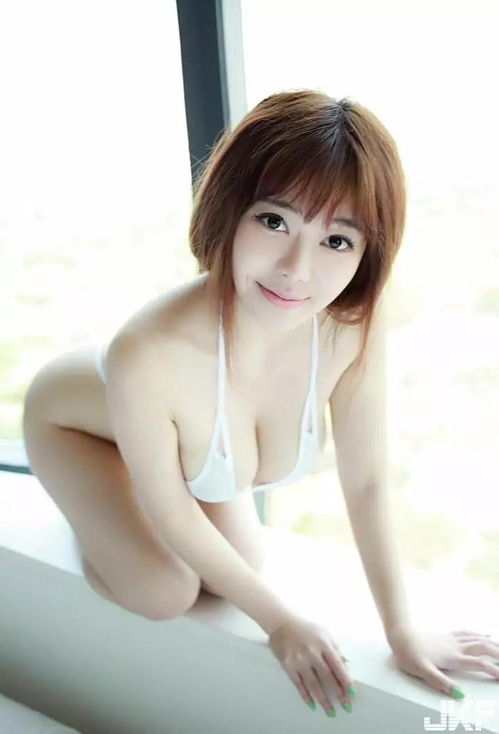 巨乳mm劉飛兒迷你丁字褲霸氣外露 (15P) 6th image