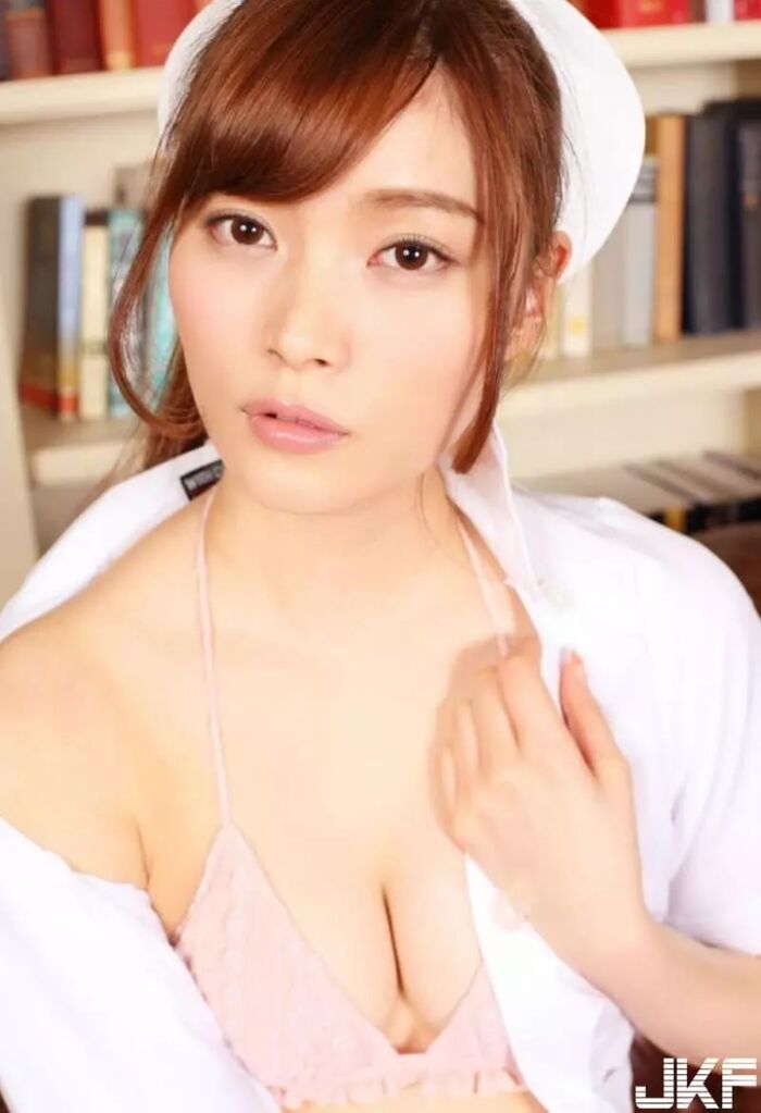 Gravure (100P) by Mizukiro, cosplayed by Maho Hashimoto 28th image