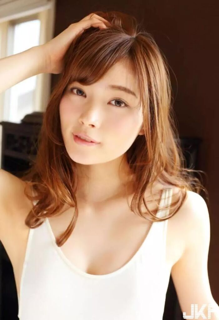 Gravure (100P) by Mizukiro, cosplayed by Maho Hashimoto 66th image