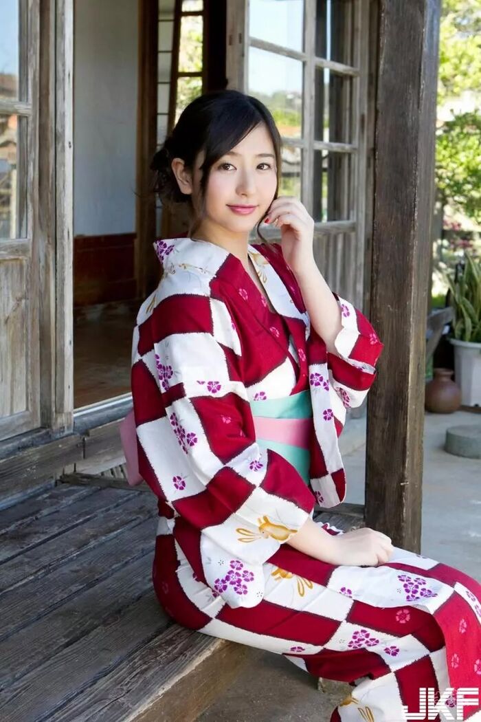 Yuri Murakami Purpul Fair Skin (65P) 2th image